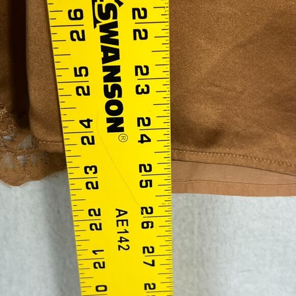 Sundance Tank Top Womens Size Medium Silk Paisley Lace Overlay Shell Camel Brown - Picture 4 of 10